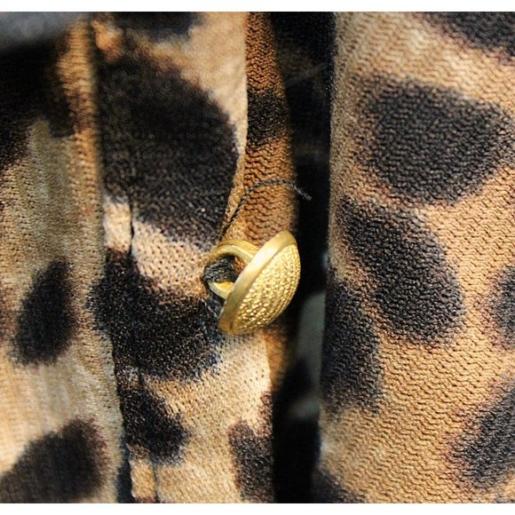 Julie's Closet Women's  Leopard Print Tiered Floral Mesh Tank Top size 4X Button - Picture 3 of 7